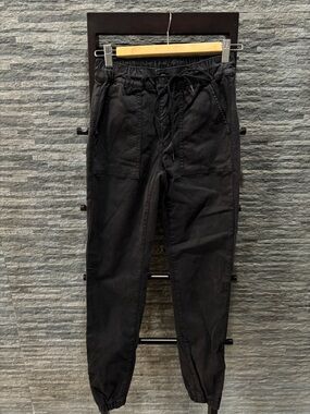 American Eagle Women’s Black Drawstring Jogger Pants